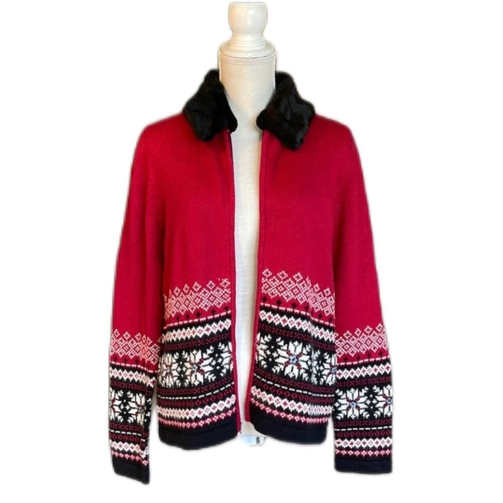 Croft & Borrow Large Zip Up Snowflake Cardigan Removable‎ Faux Fur Collar